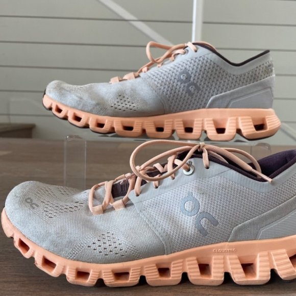 On Cloud X Running Sneakers - Picture 1 of 10